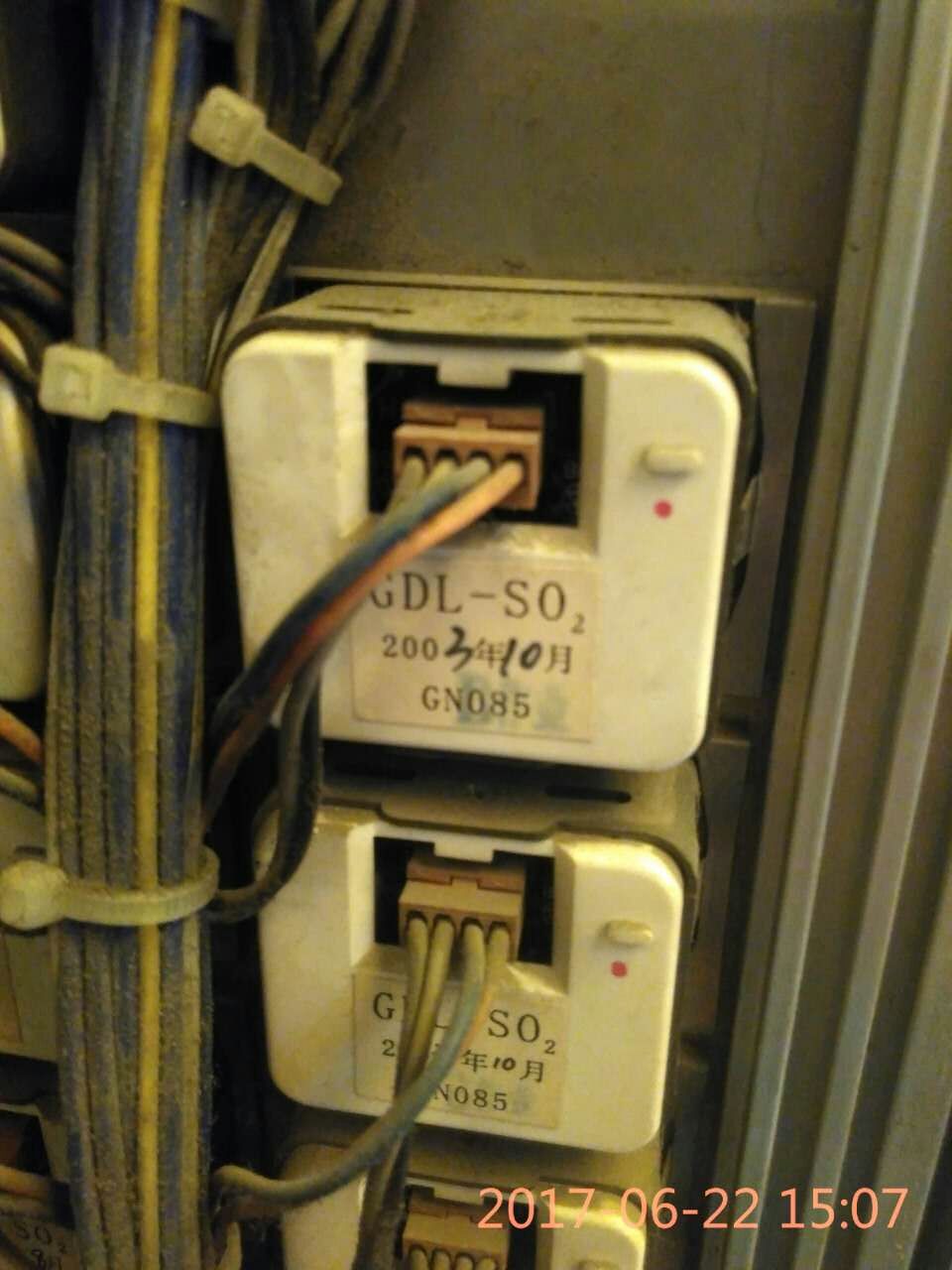 按钮